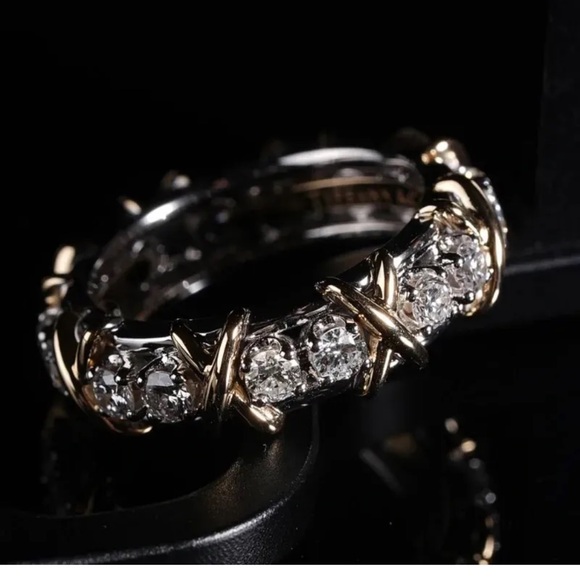 NWT Luxury 16-stone Ring white sapphire gold and platinum - Picture 4 of 10